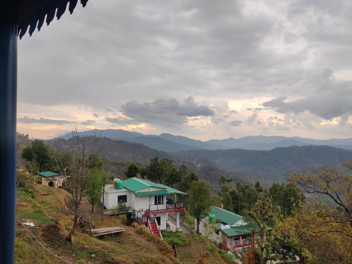 אלמורה Bhanu Homestay, Kasar Devi מראה חיצוני תמונה
