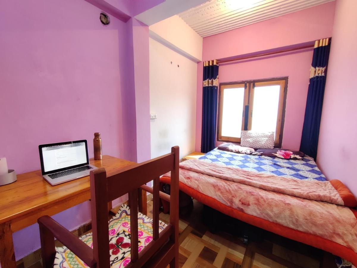אלמורה Bhanu Homestay, Kasar Devi מראה חיצוני תמונה